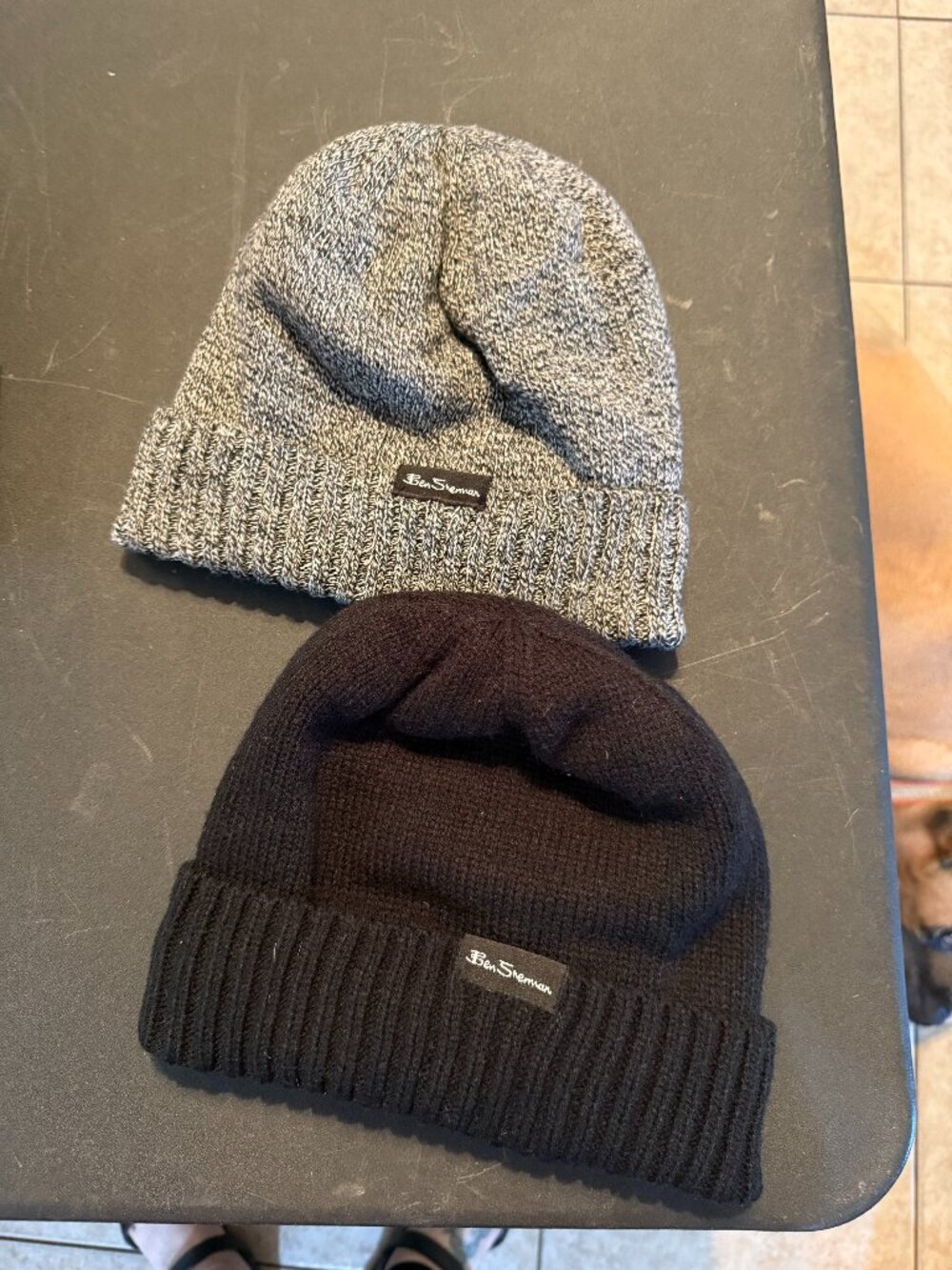 2 Ben Sherman Knit Hat Ski Beanie Cap Gray & Black Ribbed Thermal Fleece Lined